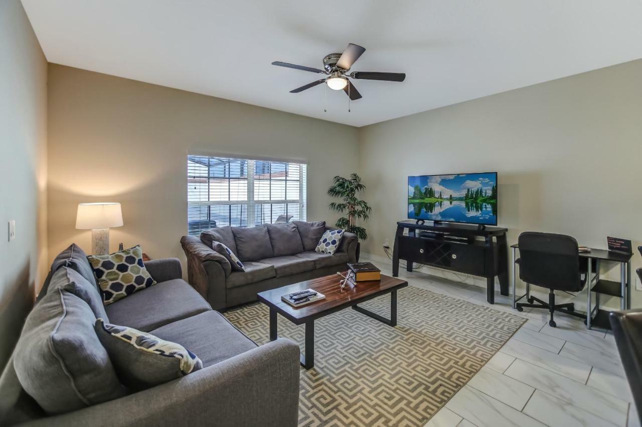 C - New 4 Bedroom Home - 5 Miles To Disney - Free Water Park - Private Pool Кіссіммі Екстер'єр фото