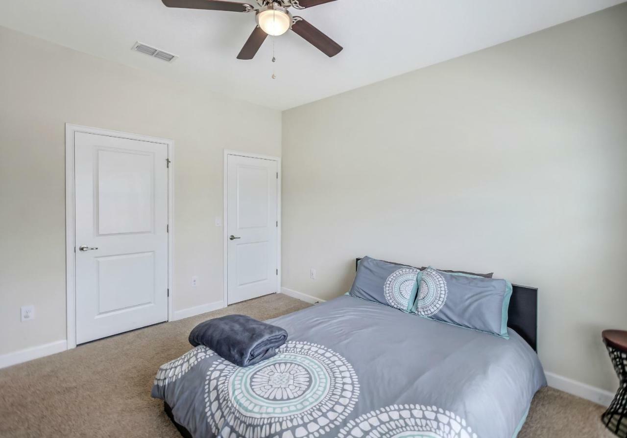 C - New 4 Bedroom Home - 5 Miles To Disney - Free Water Park - Private Pool Кіссіммі Екстер'єр фото