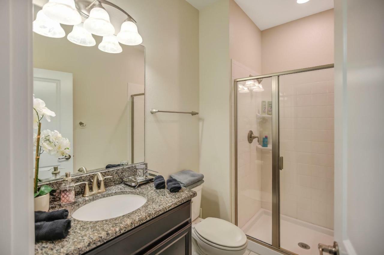 C - New 4 Bedroom Home - 5 Miles To Disney - Free Water Park - Private Pool Кіссіммі Екстер'єр фото